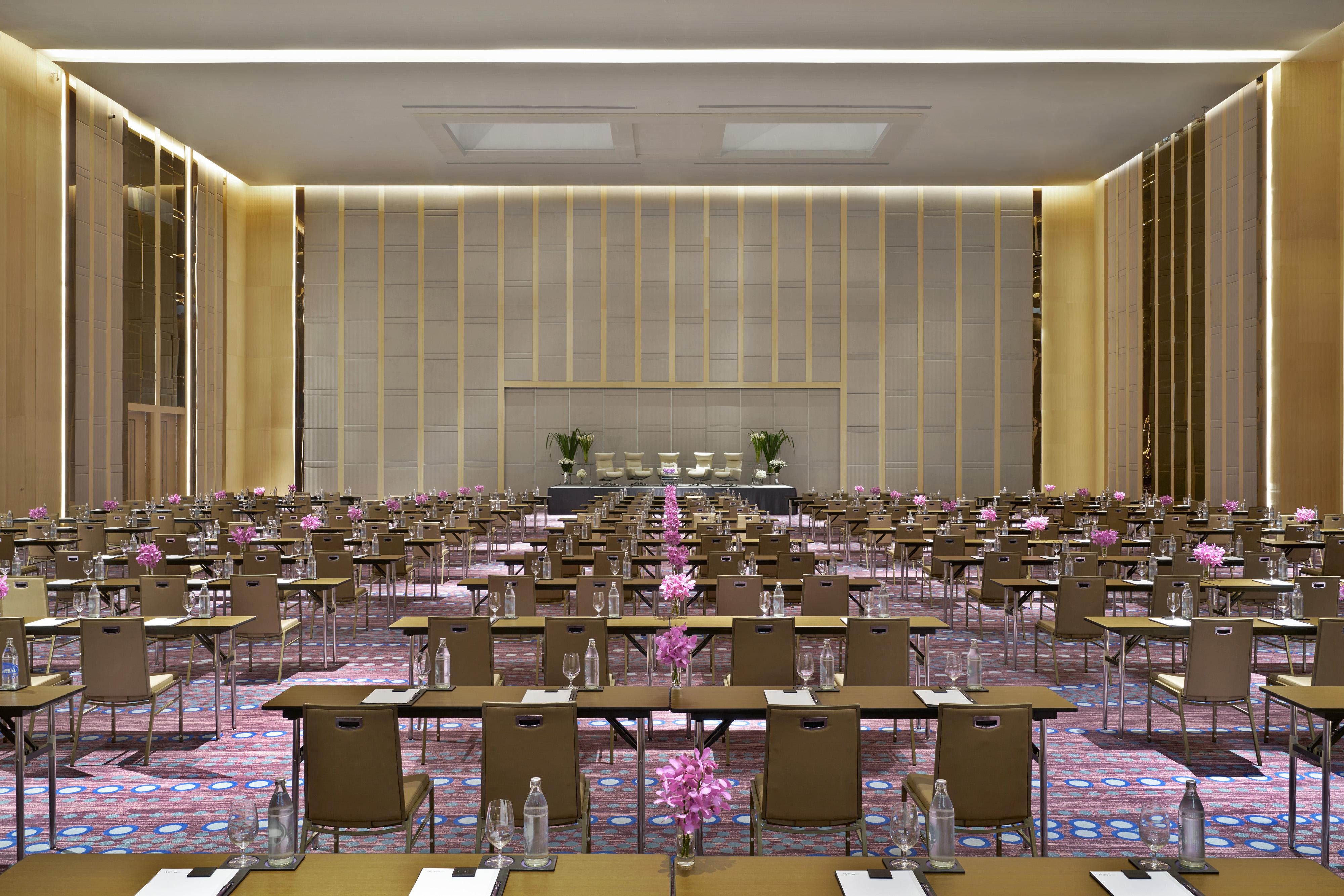 Avani Plus Riverside Bangkok Hotel Екстериор снимка The Grand Ballroom