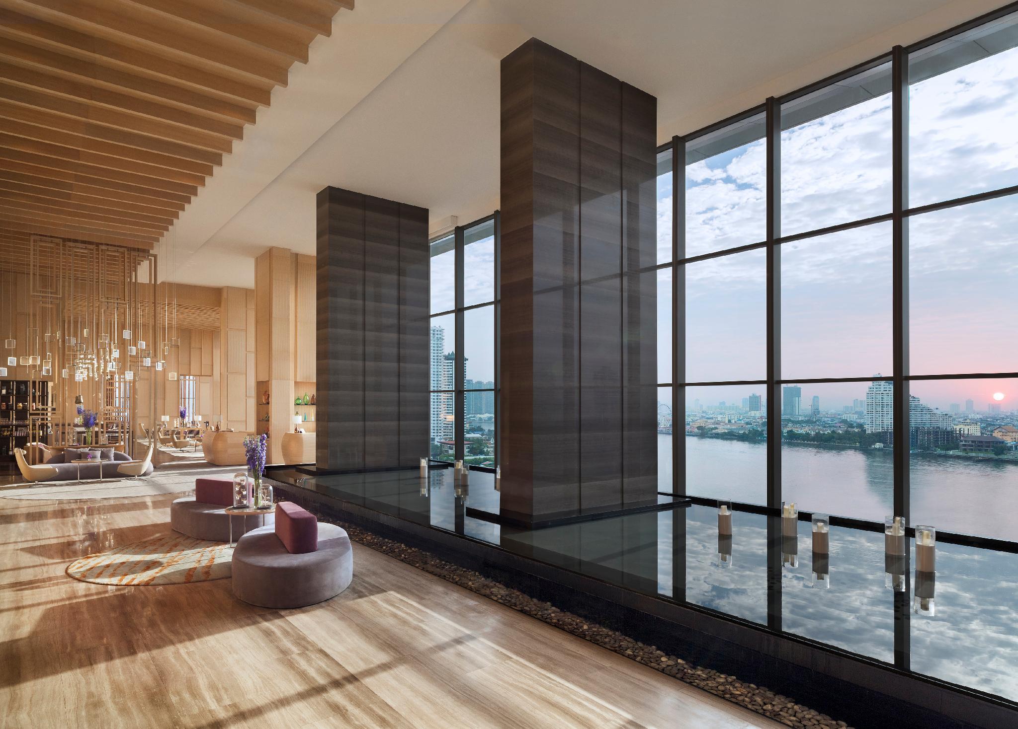 Avani Plus Riverside Bangkok Hotel Екстериор снимка The 101 Lounge