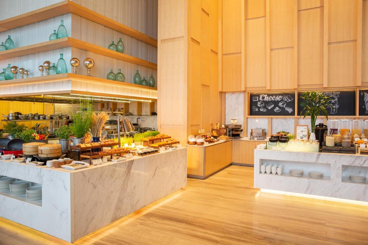 Avani Plus Riverside Bangkok Hotel Екстериор снимка The Kitchen
