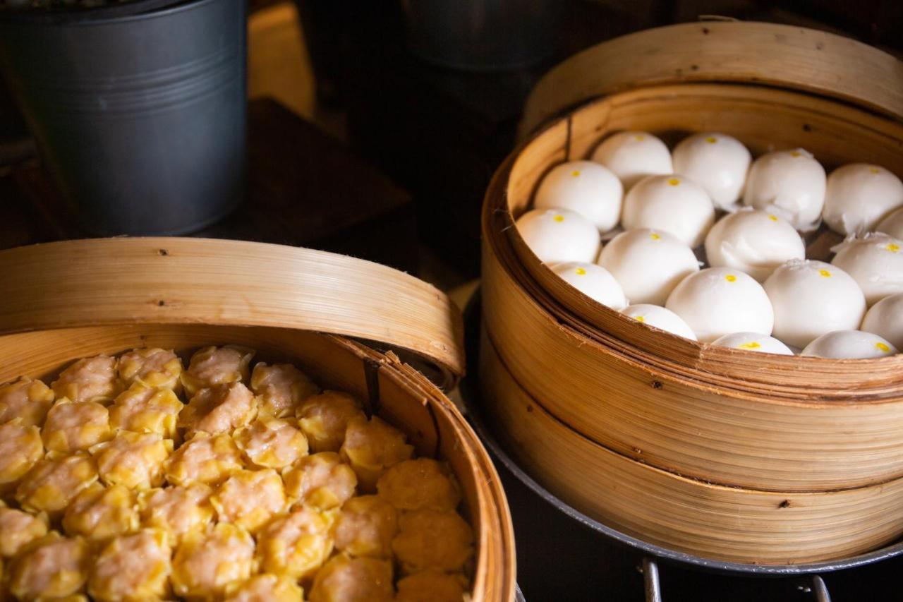 Avani Plus Riverside Bangkok Hotel Екстериор снимка Dim sum